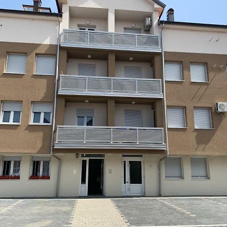 Masa Studio Apartman Brcko Luaran gambar