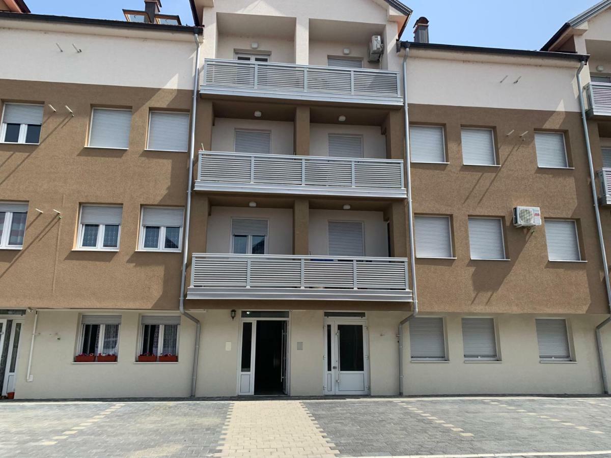 Masa Studio Apartman Brcko Luaran gambar